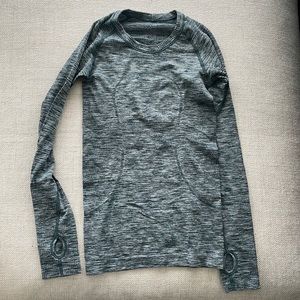 LuluLemon Swiftly long sleeve workout top